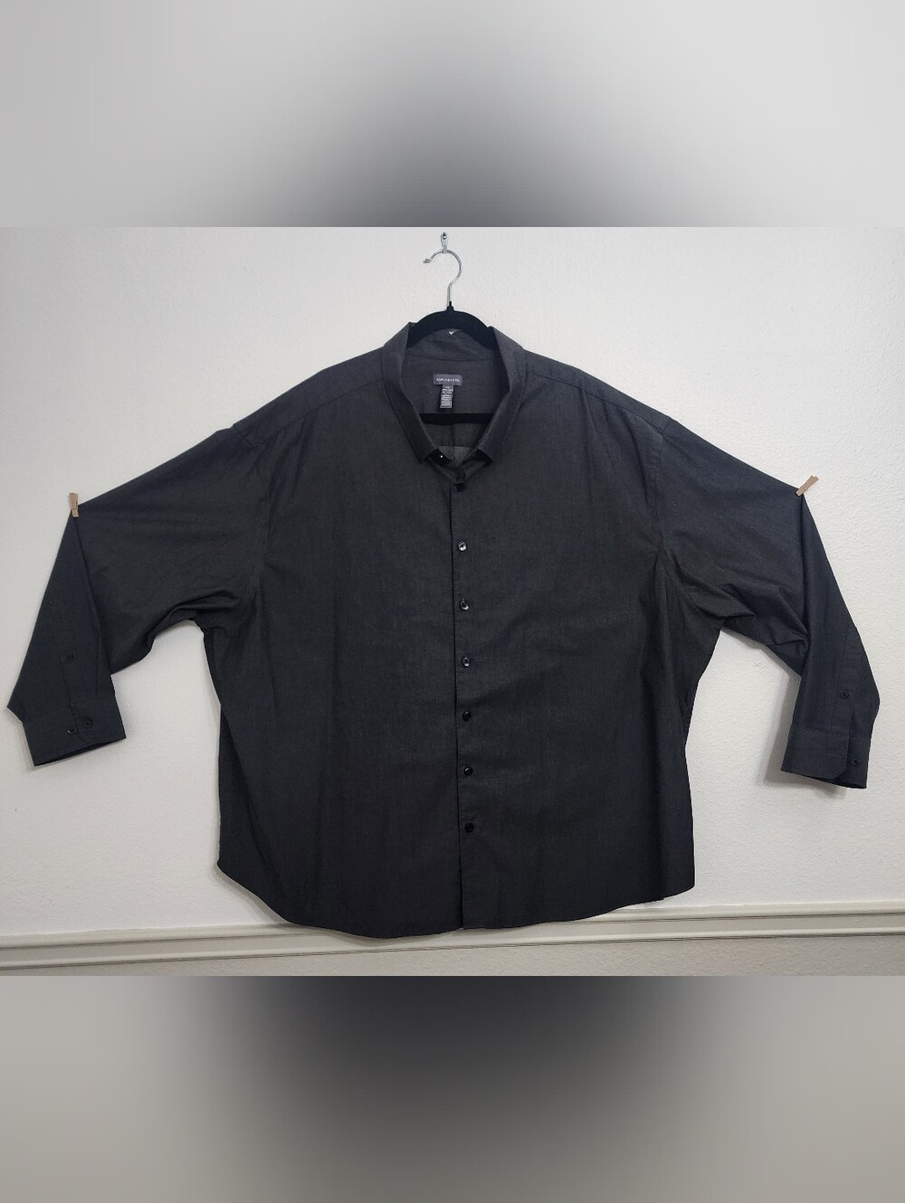 Van Heusen Dark Charcoal Gray Men's Casual Button-Down Shirt